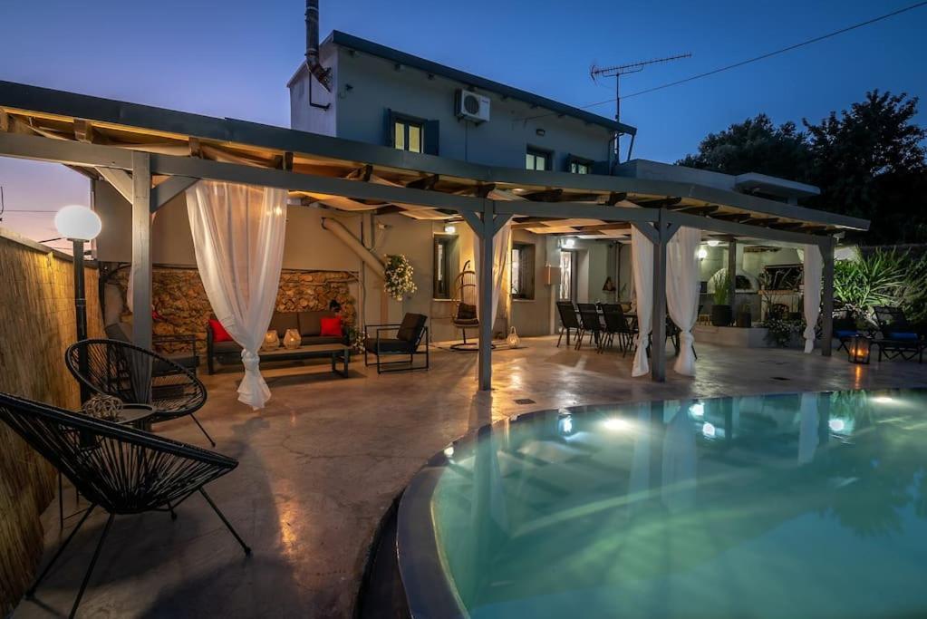 فيلا Casa Del Miele, Private Pool, Bbq, Mountain View. Alikianos المظهر الخارجي الصورة