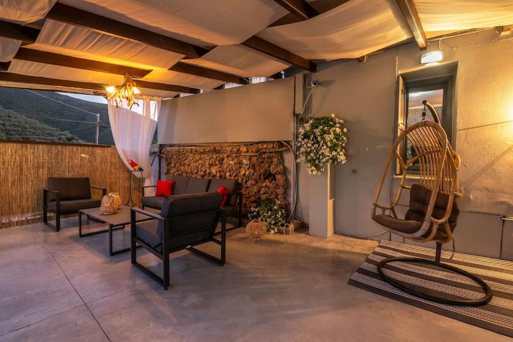 فيلا Casa Del Miele, Private Pool, Bbq, Mountain View. Alikianos المظهر الخارجي الصورة