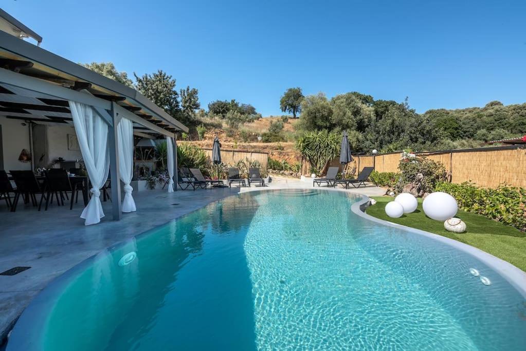 فيلا Casa Del Miele, Private Pool, Bbq, Mountain View. Alikianos المظهر الخارجي الصورة